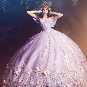 Лавандовое блестящее платье с шариками Quinceanera платья с кружевными узорчаты