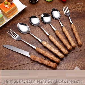 Set di stoviglie Set 7 pezzi/set Manico in bambù Coltello Forchetta Utensili da cucina in acciaio inossidabile Qualità di resistenza alle alte temperature