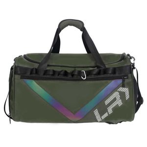 Duffle Bagss Новая дорожная сумка с разделением сухих и влажных грузов на короткие расстояния, большая вместимость, ручной трехцелевой рюкзак для спорта и фитнеса 230316