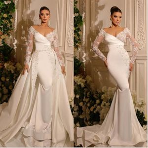 Royal Mermaid Wedding Dresses V Neck Long Sleeve 3D Flowers spets Princess Glitter Vestido de Novia