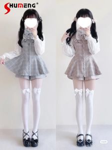 Kvinnors tvådel Pants lyxiga japanska bågseglarblus och shorts passar långärmad topp lolita kläder set Sweet 2 230322