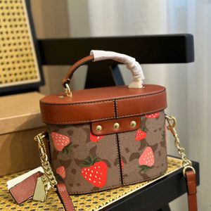Strawberry Cosmetic Bag Coabag 디자이너 가방 가방 화장품 화장품 화장품 가방 케이스 여성 고급 핸드백 어깨 토트 가방 클러치 핸드백 지갑 지갑 지갑.