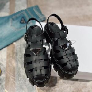 New Designer Sandals Rubber Thick Sole Gear Hollow Baotou Black Womens Casual Elevated Buckle Roman Tide Outdoor White Green Blue Beach Sandals Box Size 35-41