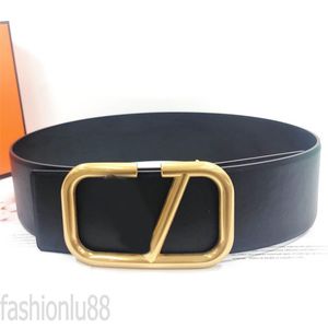 Cinturón de cuero de lujo para mujer para mujer diseñador metal v hebilla de oro liso ceinture homme vestidos de noche decoración cintura para hombre pareja yd021 Q2