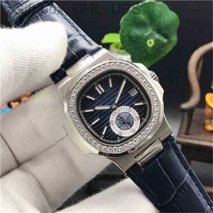 Orologi da uomo di lusso in pelle di lusso con cassa marrone Orologio da uomo meccanico automatico con zaffiro con cinturino in acciaio inossidabile nero 0NIZ