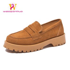 Womens loafers suede leather 2023 British Womens Spring Handmade Platform Large Size Womens platform heels