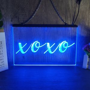 XOXO LED Neon Sign Home Decor Capodanno Parete Camera da letto nuziale Luce notturna 3D