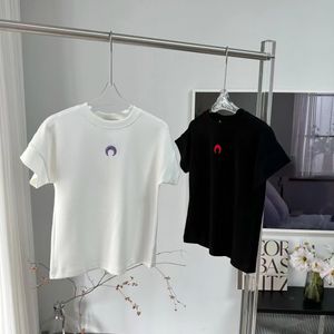 女性のTシャツコットンブレンドティートップデザイナームーンヨガスーツクルーネックスリーブスポーツショーツレディースソリッドエラスティックフェムビンテージTシャツ