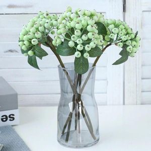 Dekorativa blommor Artificiell plast Fake Green Plant Short Branch Mini Foam Berry Garden Decoration Home Restaurang Bakgrund