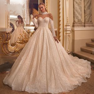 Luxury Wedding Dress Pearls Sweetheart Crystal Long Sleeve Shiny Bride Gowns 2023 Court Train Illusion Back Princess Vestido de Noiva Mariage