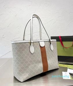 Borse per la spesa di grande capacità 2022 Totes Luxurys Designer Borsa a tracolla Moda Donna Tote Borse stampate in pelle Borsa a tracolla Pochette Casual 011