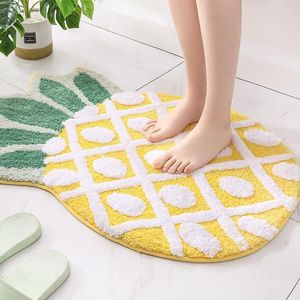 Carpets Cartoon Pineapple Doormat Water Absorbent Non Slip Bathroom Mat Foot Pad Cute Plush Door Entrance Funny Bath Rug Home Decor