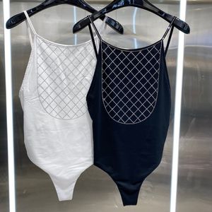 kvinnors baddräkt designer sexig stickad lång sling baddräkter bikini badkläder strandkläder stickning enstycken svart vit färg klänning mode sommar baddräkter cc lady