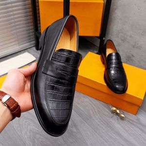 2023 Sapatos de vestido de brogue masculino Novo Couro genuíno Business Fashion Flats masculino Classic Classic Slip Slip On Spring Autumn Supotor Tamanho 38-44