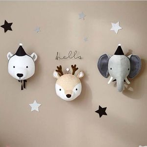 Decoração de parede Crianças Borda de pelúcia Toys 3D Cabeças de animais Decoração Elephant Deer Unicorn Wall Hanging Decor para meninas decoração da sala de viveiro 230324