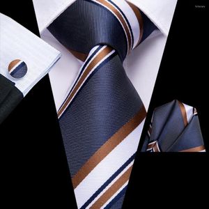 Bow Ties Grey White Striped 2023 Elegant män slips Hanky ​​Cufflink Silk Slips för bröllopsfest Affärsmodemärke Hi-Tie