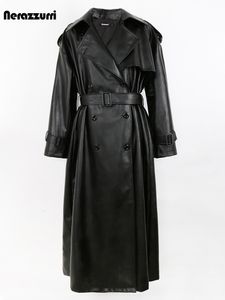 Damenjacken Nerazzurri Frühling Herbst Langer übergroßer schwarzer Pu-Leder-Trenchcoat für Frauen Gürtel Zweireiher Lose beiläufige koreanische Mode 230324