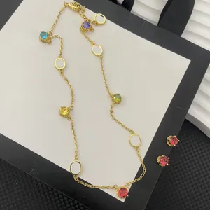 Modedesigner G Brand Stud örhängen Färgade diamanthalsband Crystal Rhinestone Guldkedja för kvinnors alla hjärtans smyckespresent