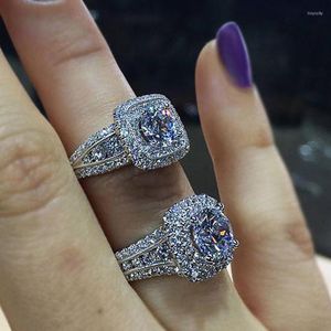Wedding Rings Huitan Modern Design Engagement Women Brilliant Crystal Cubic Zirconia Elegant Cushion Shaped Ring Fashion Jewelry