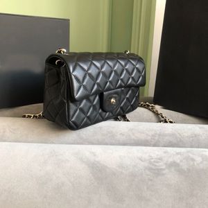 Black Channel Shoulder Crossbody Flap Bag Luxury Handväska för kvinnor rosa äkta läderbrun handväskor myntväska shopping liten tyg plånbok på kedjedesigner väskor