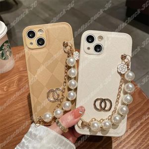 Fashion Women Phone Cases For Iphone 14 Plus 13 Promax 12 Pro 11 Xs Xr Xsmax Leather Phone Case Pearl Bracelet IPhone Case