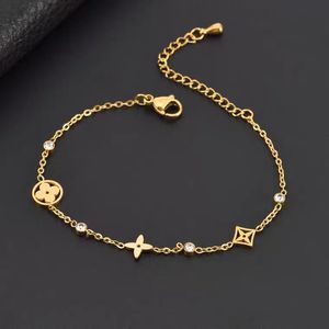 9gl1 Wamq Bangle Moda Estilo Padel Tênis Pulseiras Mulheres Pulseira Cuff Chain Designer Carta Jóias Cristal 18k Banhado A Ouro Aço Inoxidável Casamento Lo