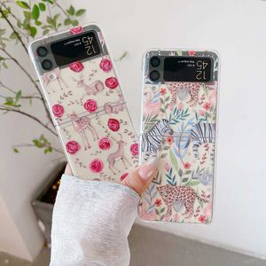 Obudowy telefonu komórkowego Piękna kreskówka Sika Deer Leopard Zebra Okładka dla Samsung Galaxy Z Flip 4 Case Transparent Hard PC Śliczna okładka dla Z Flip 3 Z0324