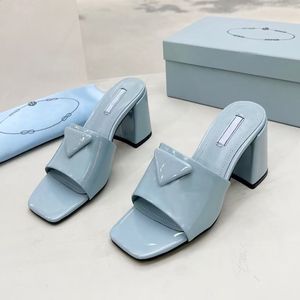 Schöne Damen-Sandalen, Sommer, neueste Mode, High Heels, bequeme und schöne Outdoor-Mule-Hausschuhe, Strand