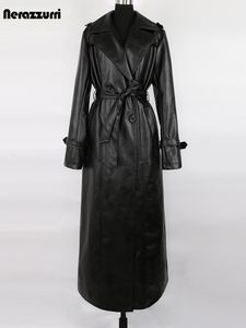 Kadın Ceketleri Nerazzurri Bahar Sonbahar Uzun Su Geçirmez Siyah Yumuşak Pu Deri Trençküzü Kadın Kemer Kat Uzunluğu Lüks Palto 230324