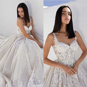 Elegant Ball Gown Wedding Dresses Spaghetti Lace Flower Applicants Pleats Backless Court Gown Pleats Custom Made Bridal Gown Plus Size Vestidos De Novia