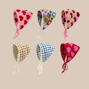 Bandanas Durag Coreano Ins Knit Headband Mulheres Doce Crochet Oco Triangular Toalha Primavera e Verão Viagem Po Japonês Literário Toalha de Cabelo 230323