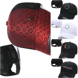 Brev broderi v Italy baseball cap lyx mode män kvinnor reser böjda brim märke snapback sunshade designer fit hat boll caps street casquette a27