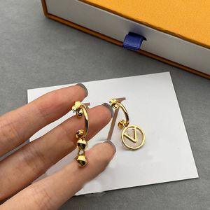 Luxury Designer Stud For Women Women Fashion Gold Earrings Asymmetric Simplicity 2023 Letter Plant Accessories Ear Studs Jewelry with box D2303255S-6