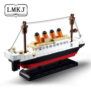 Kits City Series Classic Titanic Ship Small Set Boat Building Blocks DIY Creative Bricks Set Model Toys for Children Christmas Gift Z0324