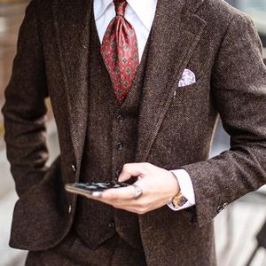 Abiti da uomo Spinato di pesce Tweed Giacca da matrimonio formale su misura Terno Masculino 3 pezzi Marrone Giacche Gilet Pantaloni Abiti da sposo Smoking