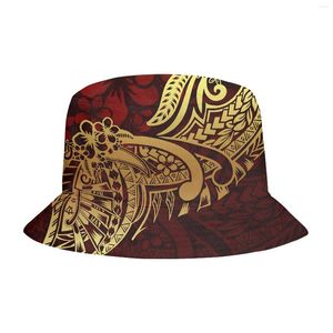 Breda brimhattar 2023 Fisherman Hat Trendy Street Fashion Sun Bucket Red Bakgrund Golden Print Polynesian Custom Logo