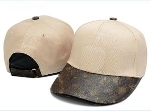 رسالة تطريز ضد إيطاليا بيسبول كاب أزياء فاخرة للنساء سفر سفر منحني العلامة التجارية Snapback Sunshade Designer Fit Hat Ball Caps Street Casquette A55