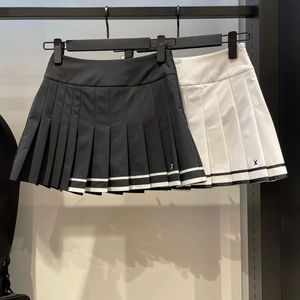 Shorts de golfe primavera verão saia de golfe para mulheres saias curtas plissadas com calças dentro das senhoras desgaste de golfe esportes tênis golfe saia inferior 230324