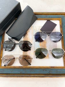 Uomini occhiali da sole per donne più recenti vendono occhiali da sole della moda da sole da sole Gafas de sol Glass Uv400 Lens con scatola abbinata a caso 76S