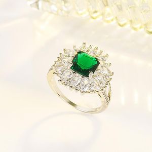 Klusterringar äkta S925 sterling silver grön smaragd ädelsten ring kvinnlig anillos de bröllop band ursprung 925 smycken