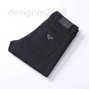 Jeans da uomo Designer di alta qualità Mens per uomo Donna Fashion Brand Luxury Pantaloni Slim Fit Moto Hip Hop Denim Pant Abbigliamento Abbigliamento FGYA