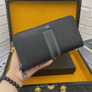 Designer Wallet Triangle Men Women Purse Classic Clutch Bag Leather Coin Purses Long 19cm By 10cm Casual Luxury Wallets