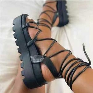 Sandaler kvinna Gladiator Platform Sandal Ladies Ankle Wrap Wedge Kvinnlig mode Lace Up Shoe Women Non Slip Women's Footwear Plus Size 43 Z0325