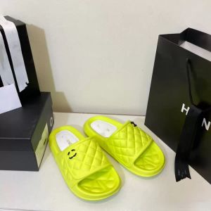 Designer Bubble Slippers 2023 Summer Rhombus Couples Home Shoes Beach Slippers Gifts For Women - tofflor skrapar gummi rutigt mode