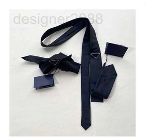 Neck Ties Designer unisex mens scarf classic luxury necktie men Wristband Hip Hop Five-pointed star embroidery Triangle metal badge Triangular I2JC