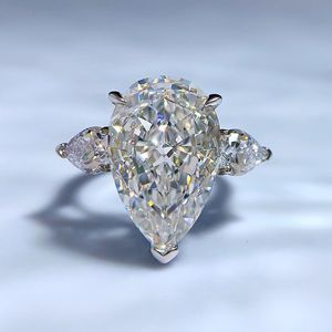 С боковыми камнями Mujing Jewelry Fashion Luxury Net Red Same Style S925 Silver Set High Carbon Diamond Drop 11 x 17 Ring 5 Carats 230224