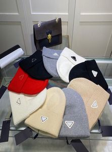 Designer Knitted Hat Rabbit Fabric Beanie Cap for Man Woman Winter Hats 9 Color2342854