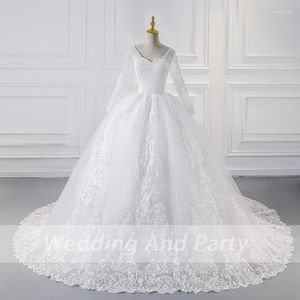 Bröllopsklänning brud spets långärmad bollklänning plus storlek vit upp äktenskap