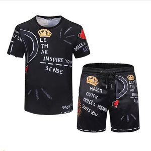 Mens Beach Tracksuits Summer Suits Mode Women T-shirt Seaside Holiday Shorts Set Set Men Casual Sports Outfits Sportswears M-3XL