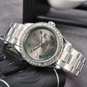 Mens Quartz tittar automatiskt fullt rostfritt stål Luminous Quartz Watch Luxury Style Classic Wristwatches Montre de Luxe